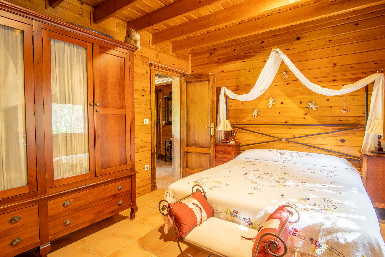 4 Bed, 2 Bath, HouseFor Sale, Orba, Alicante