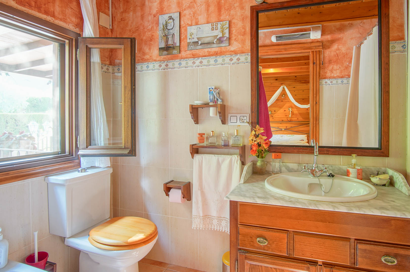 4 Bed, 2 Bath, HouseFor Sale, Orba, Alicante