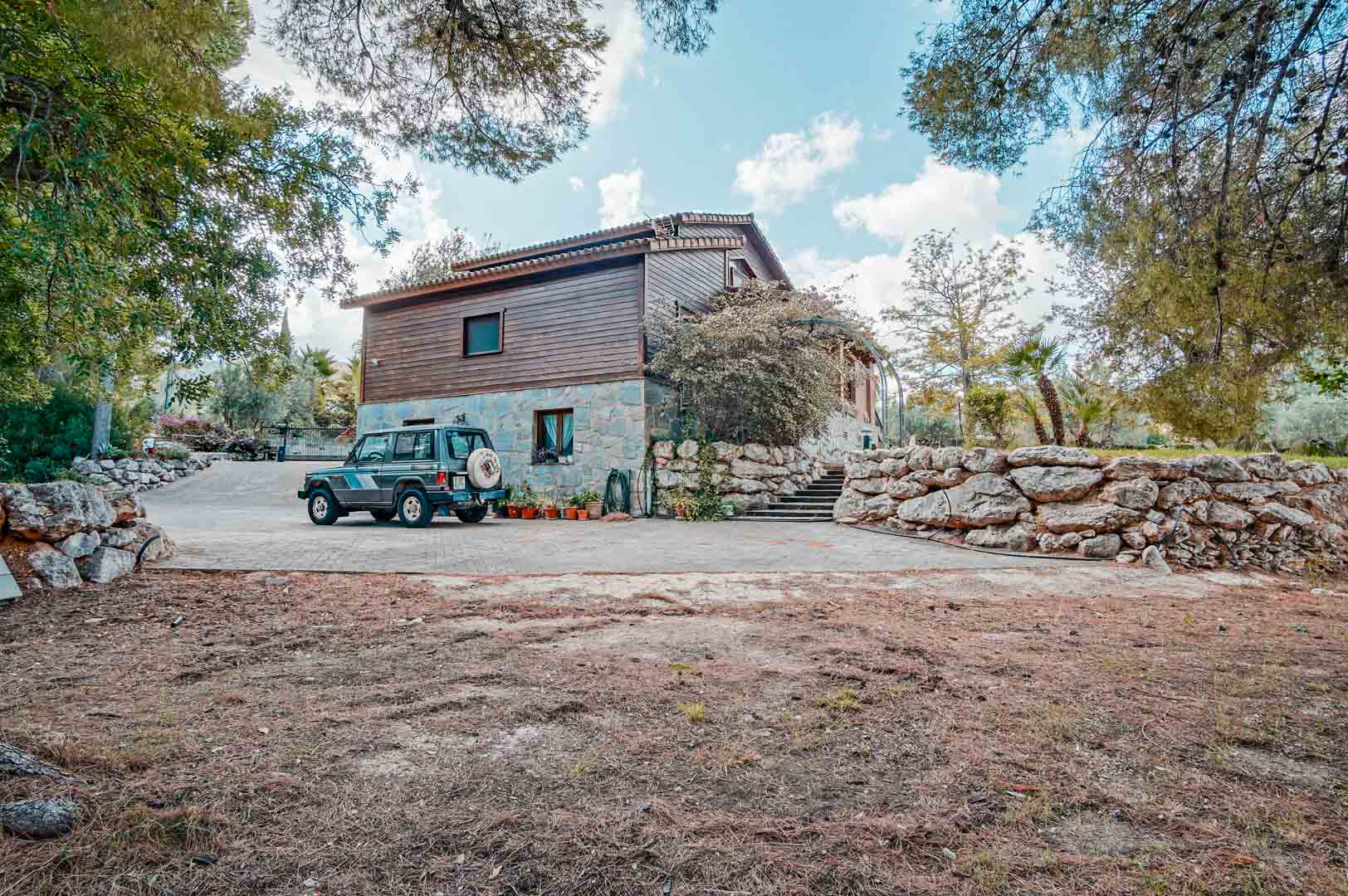 4 Bed, 2 Bath, HouseFor Sale, Orba, Alicante