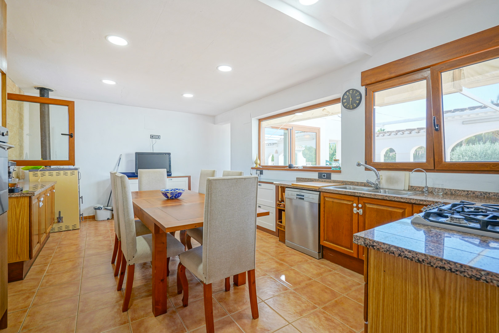 3 Bed, 2 Bath, HouseFor Sale, Javea, Alicante