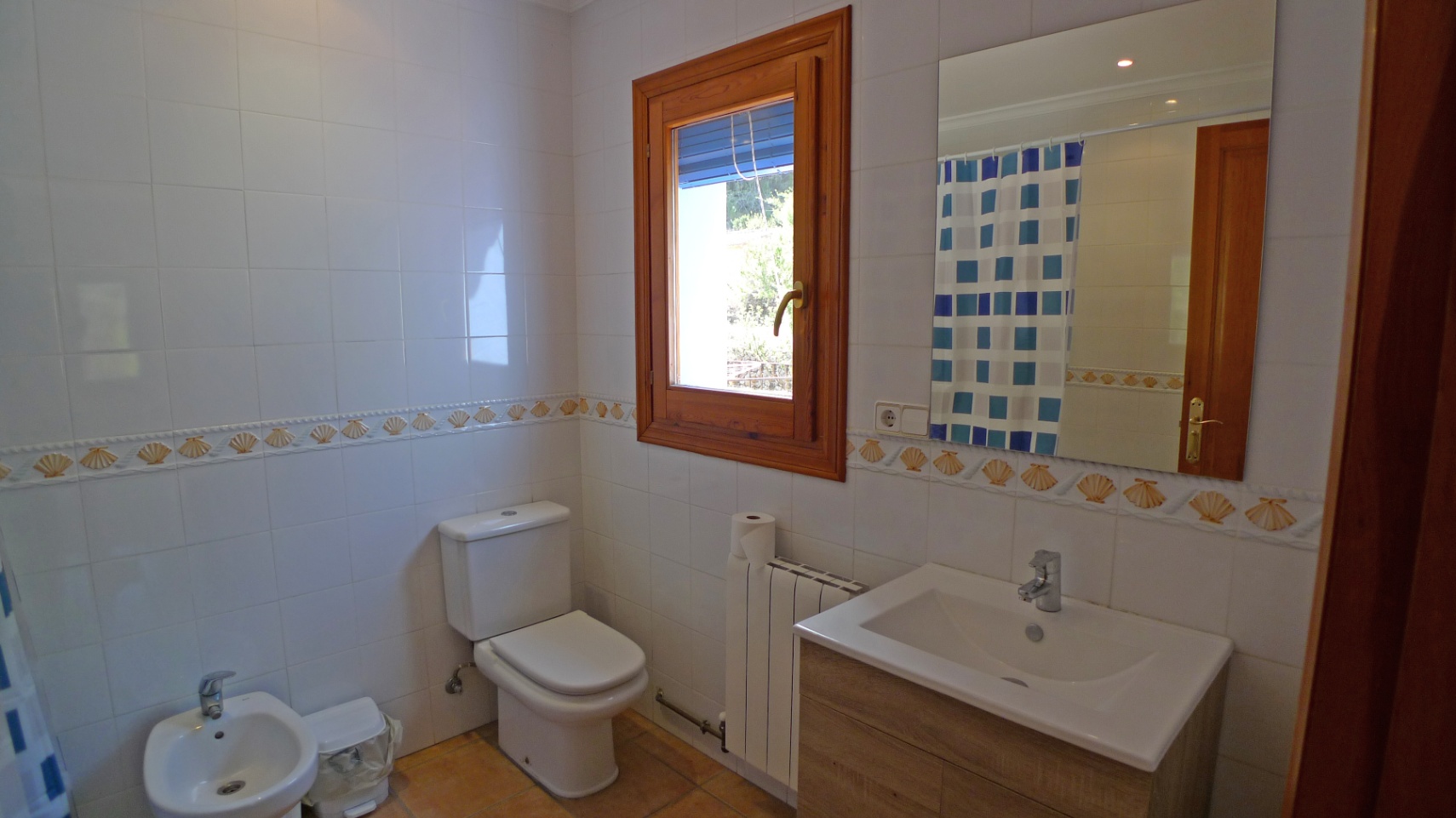 10 Bed, 8 Bath, HouseFor Sale, Jalon, Alicante