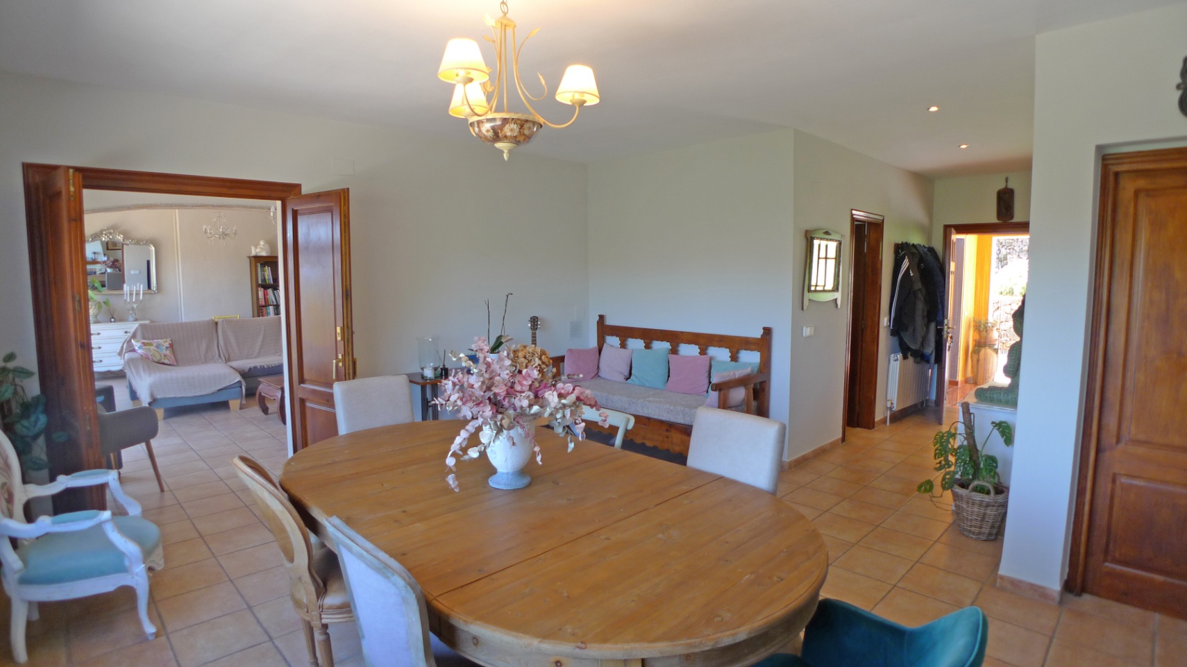 10 Bed, 8 Bath, HouseFor Sale, Jalon, Alicante