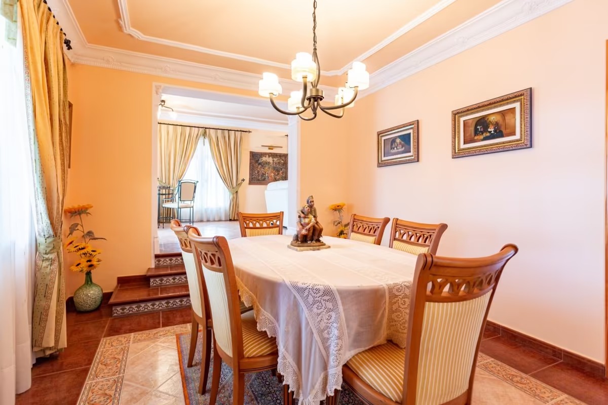 4 Bed, 3 Bath, HouseFor Sale, Denia, Alicante