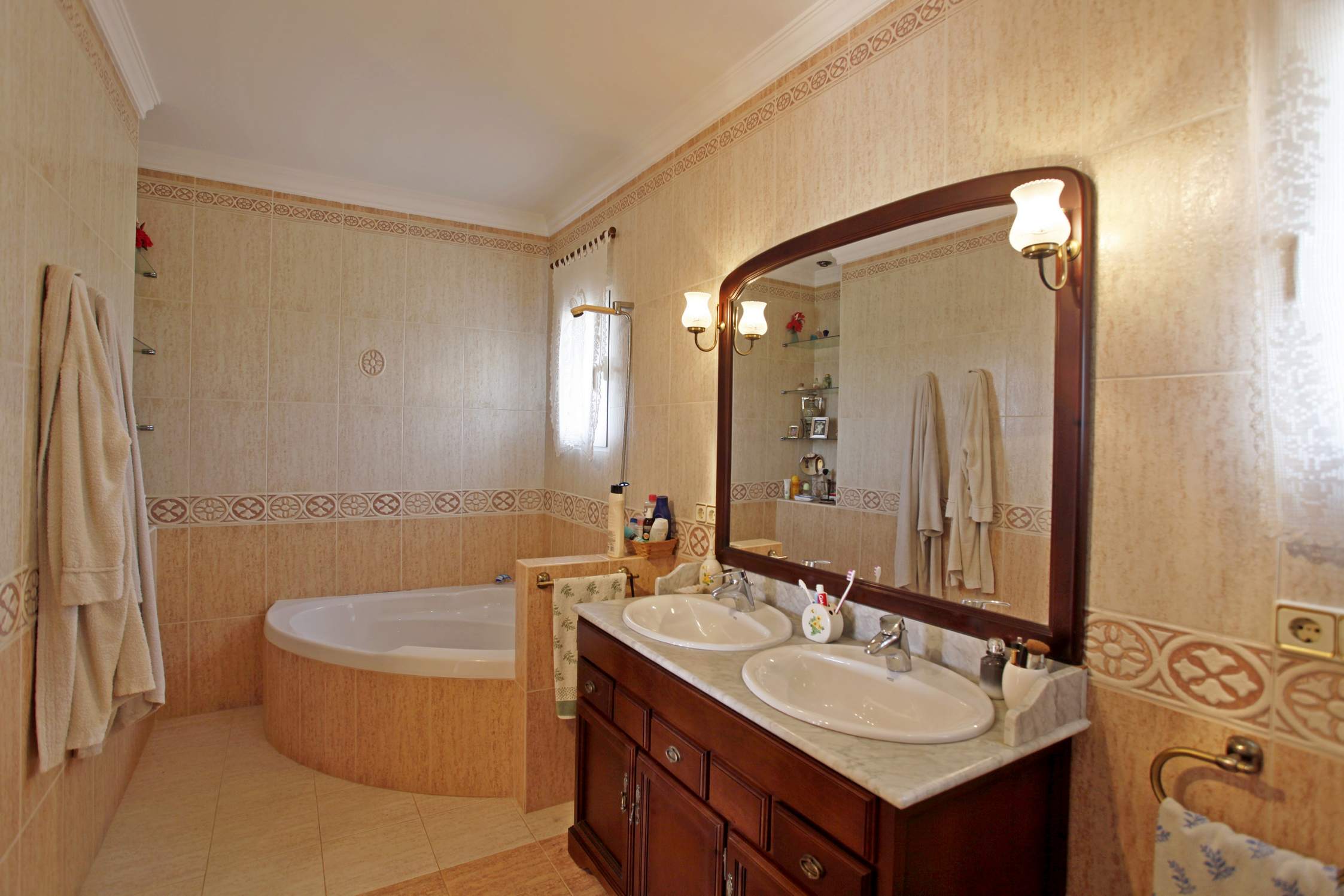 4 Bed, 3 Bath, HouseFor Sale, Denia, Alicante