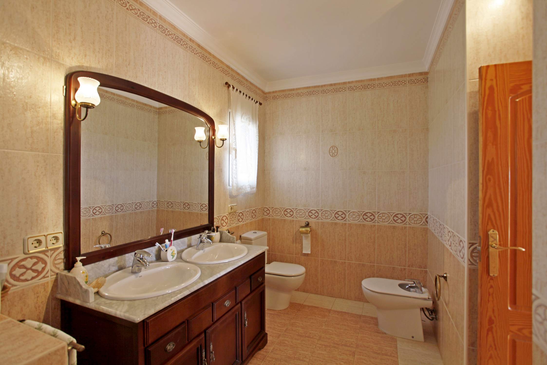 4 Bed, 3 Bath, HouseFor Sale, Denia, Alicante