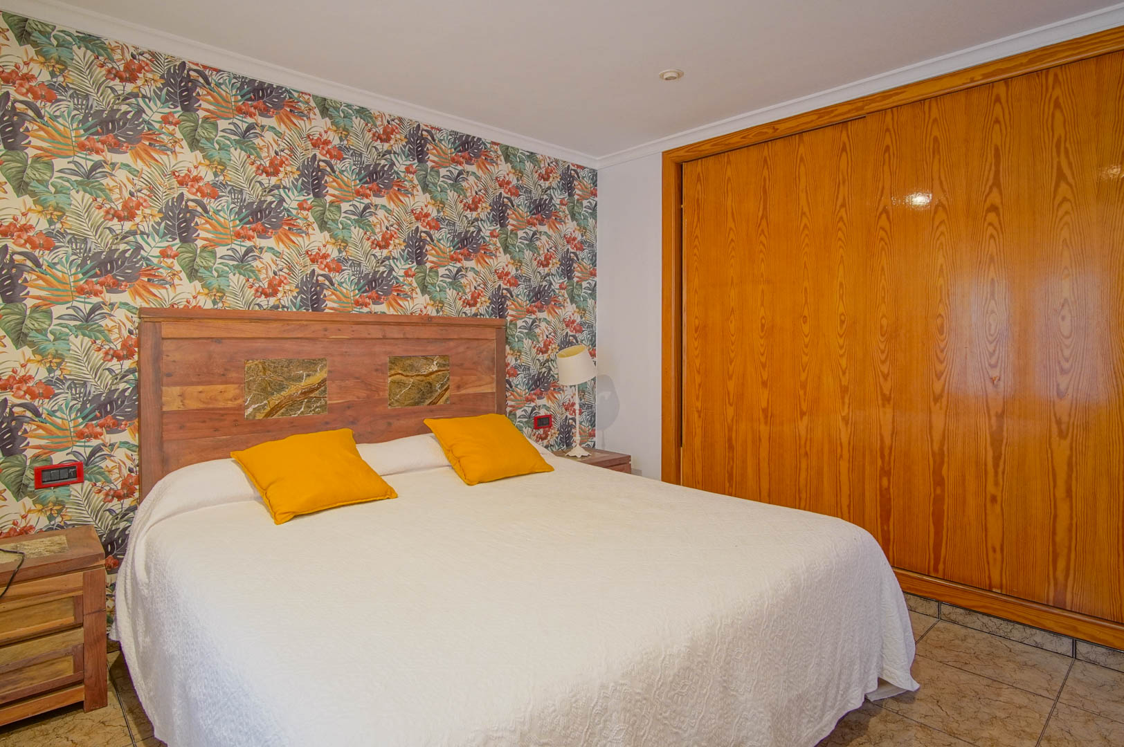 6 Bed, 4 Bath, HouseFor Sale, Denia, Alicante