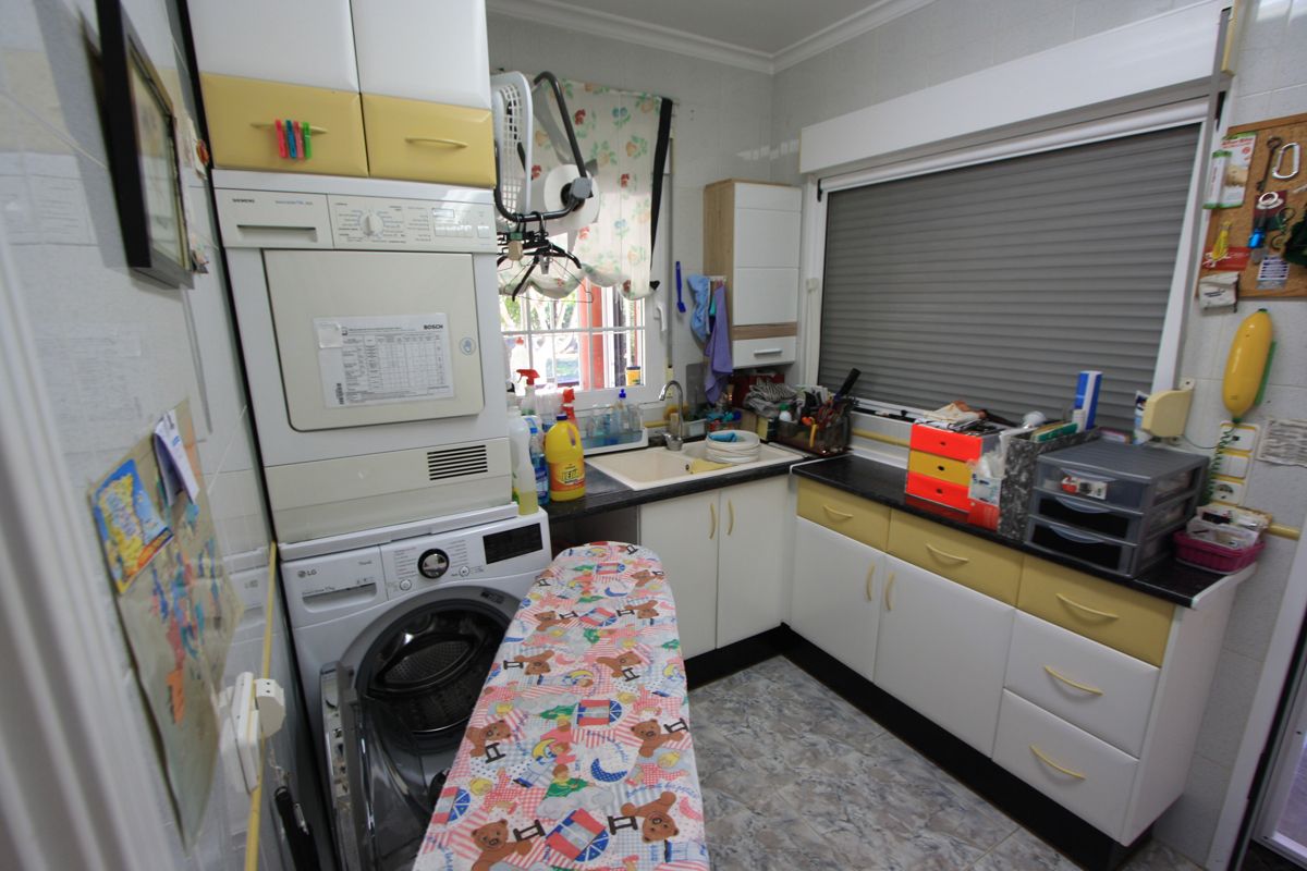 4 Bed, 2 Bath, HouseFor Sale, Els Poblets, Alicante