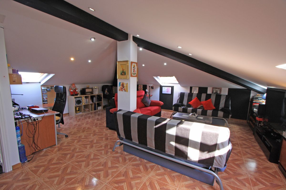 4 Bed, 2 Bath, HouseFor Sale, Els Poblets, Alicante