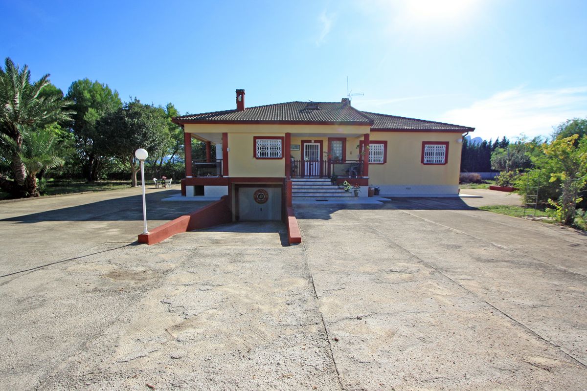 4 Bed, 2 Bath, HouseFor Sale, Els Poblets, Alicante