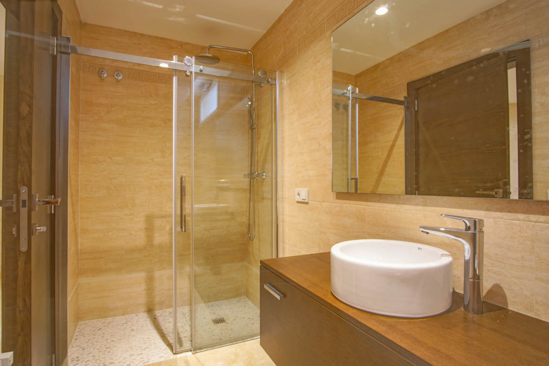 5 Bed, 6 Bath, HouseFor Sale, L`Alfas del Pi, Alicante