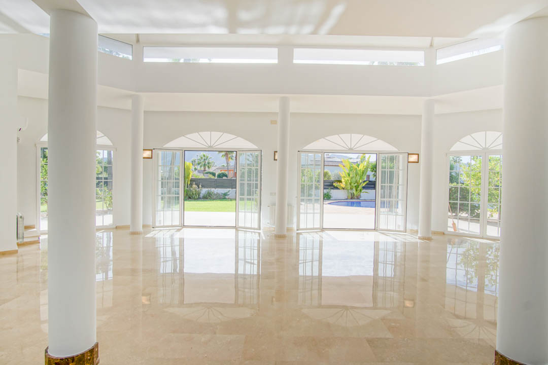 5 Bed, 6 Bath, HouseFor Sale, L`Alfas del Pi, Alicante