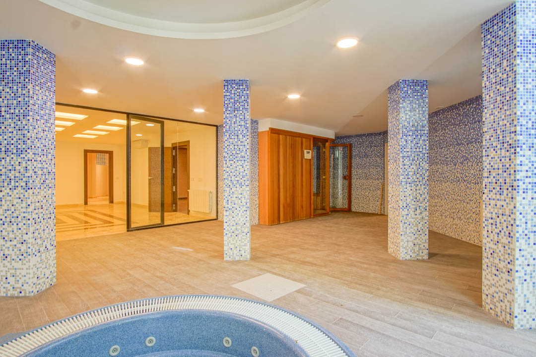 5 Bed, 6 Bath, HouseFor Sale, L`Alfas del Pi, Alicante