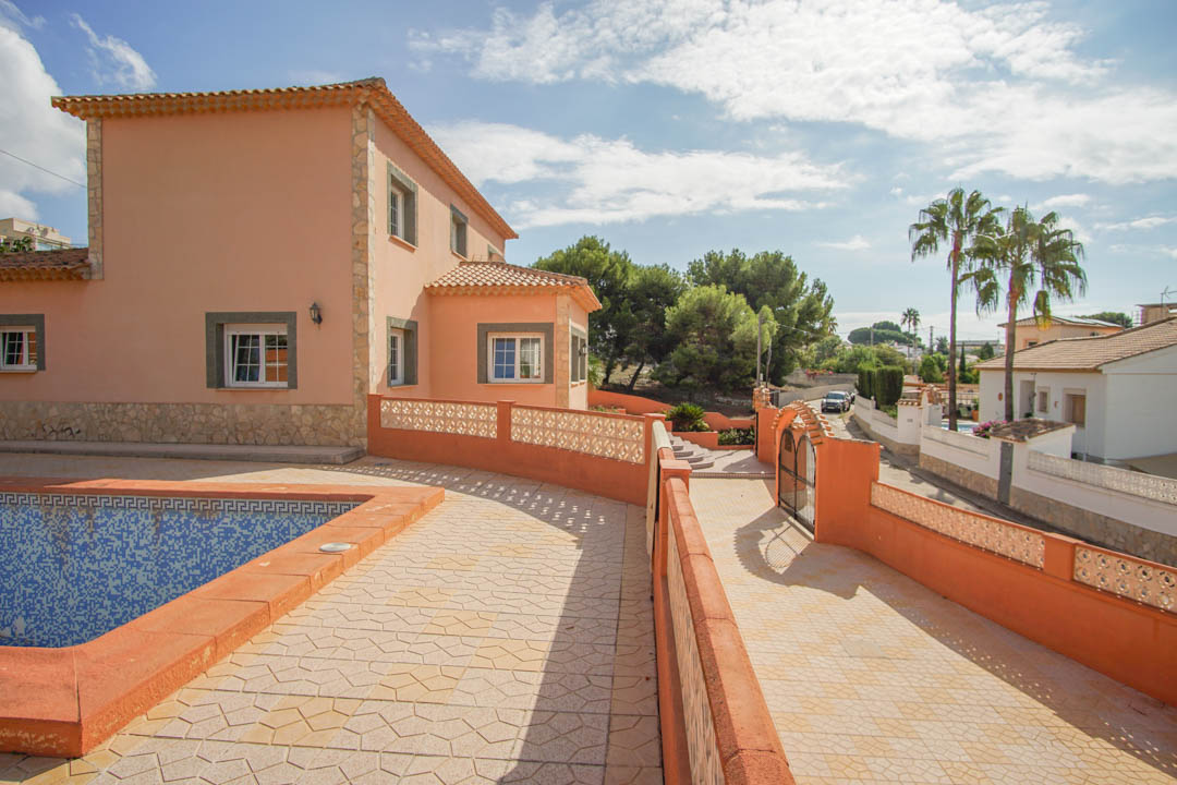 5 Bed, 3 Bath, HouseFor Sale, Calpe, Alicante