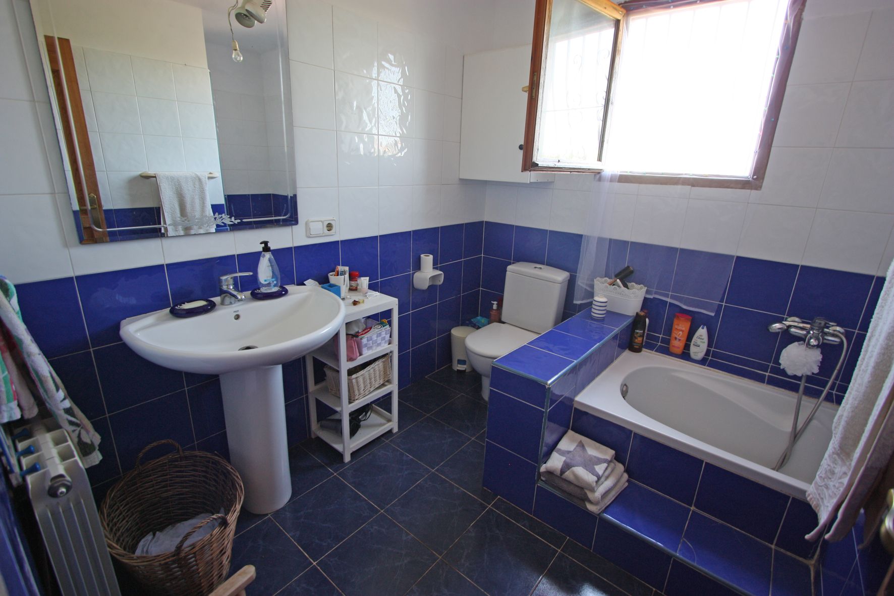 6 Bed, 4 Bath, HouseFor Sale, Pedreguer, Alicante