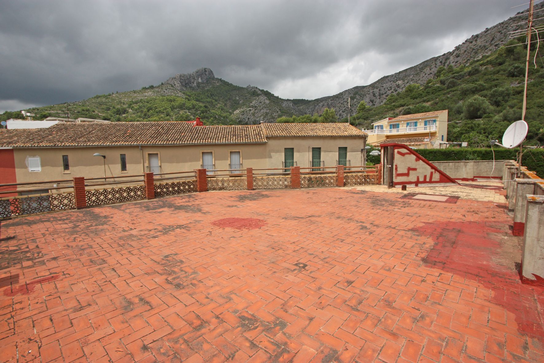 7 Bed, 2 Bath, HouseFor Sale, Sagra, Alicante