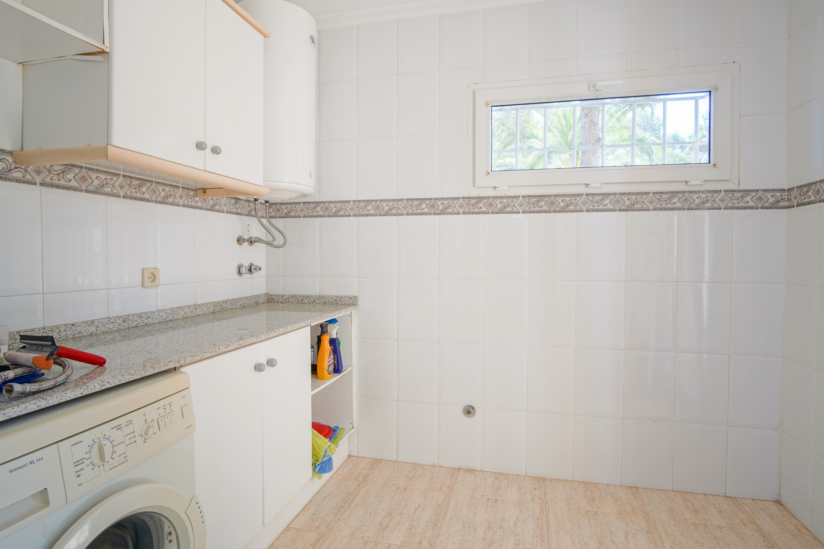 3 Bed, 2 Bath, HouseFor Sale, Denia, Alicante