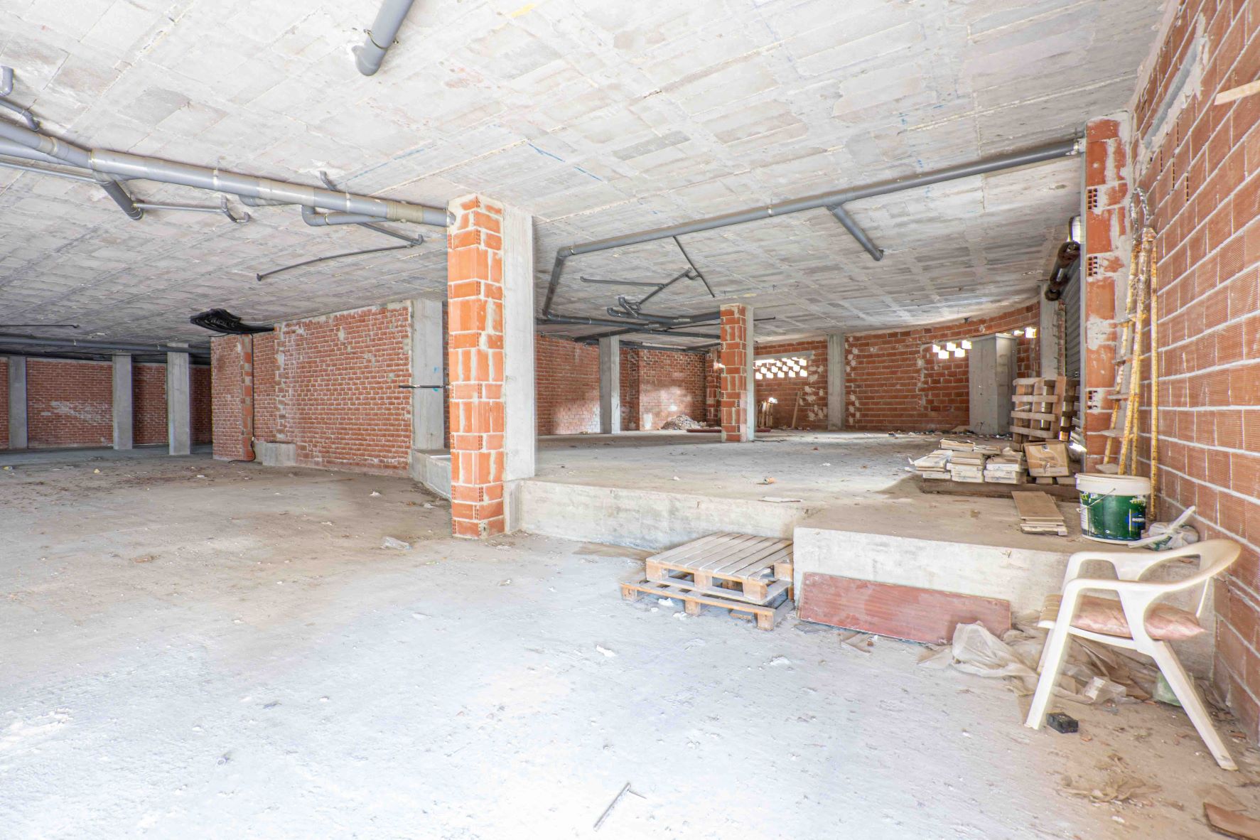 Commercial Property, For Sale