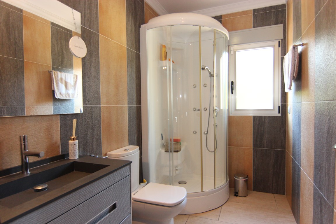 5 Bed, 4 Bath, HouseFor Sale, Javea, Alicante