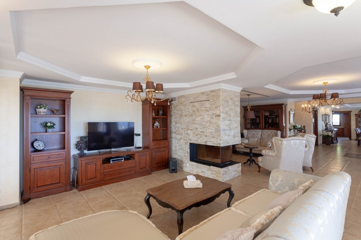 5 Bed, 5 Bath, HouseFor Sale, Calpe, Alicante