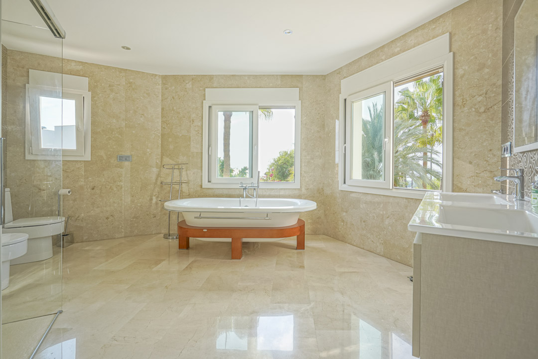 4 Bed, 4 Bath, HouseFor Sale, Benissa, Alicante