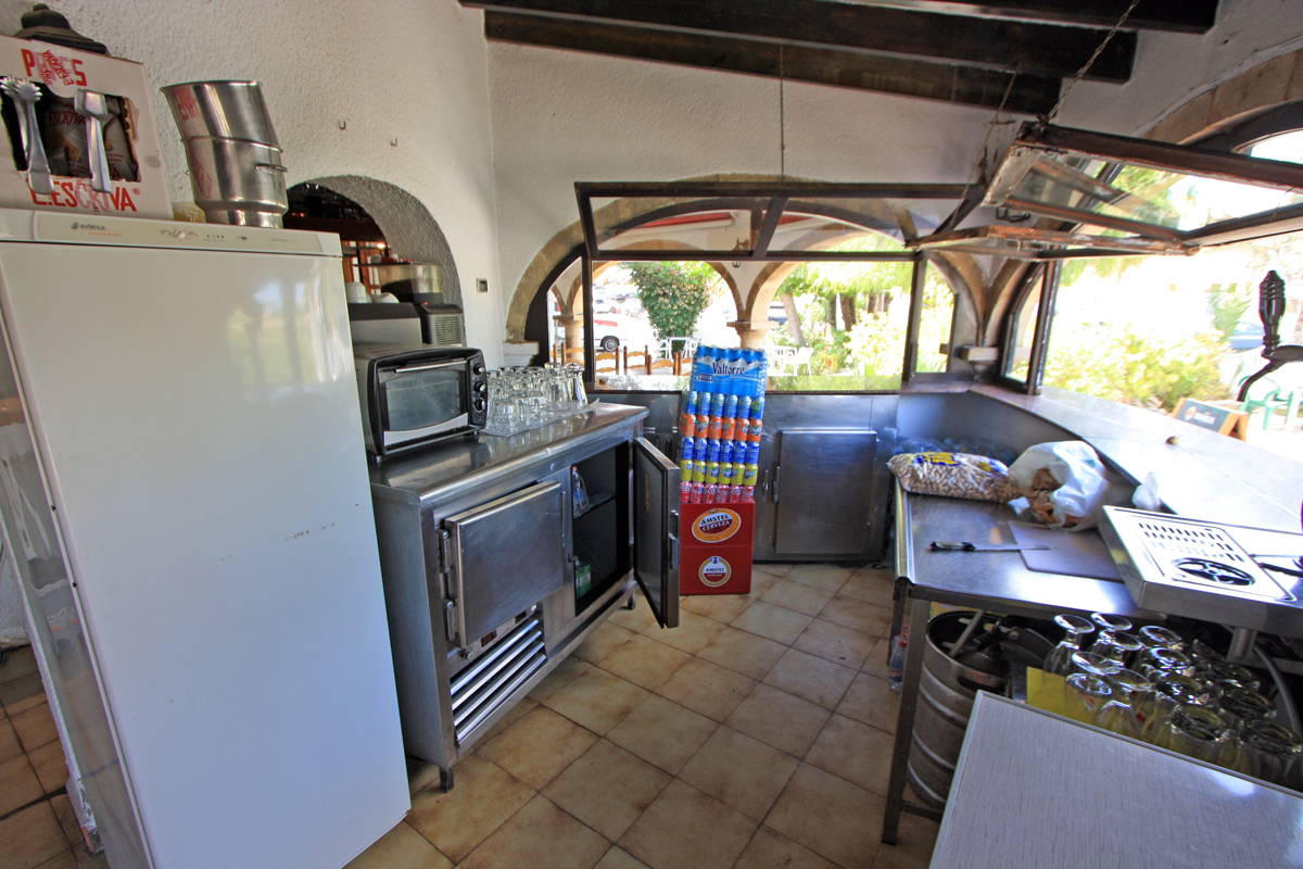 Commercial Property, For Sale