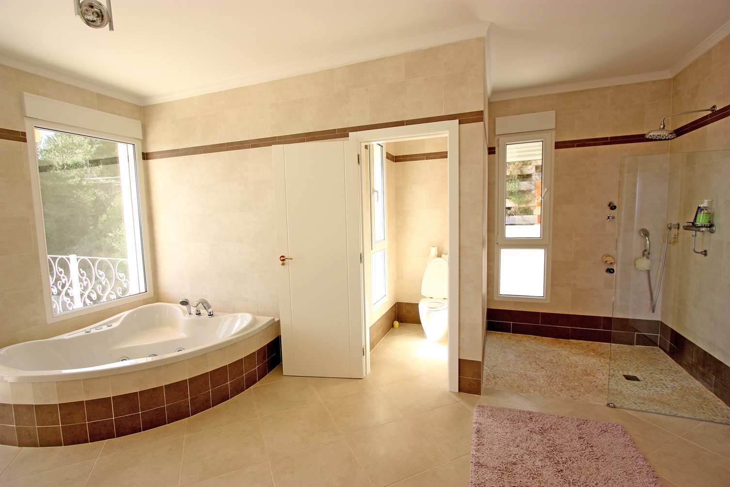 3 Bed, 4 Bath, HouseFor Sale, Calpe, Alicante