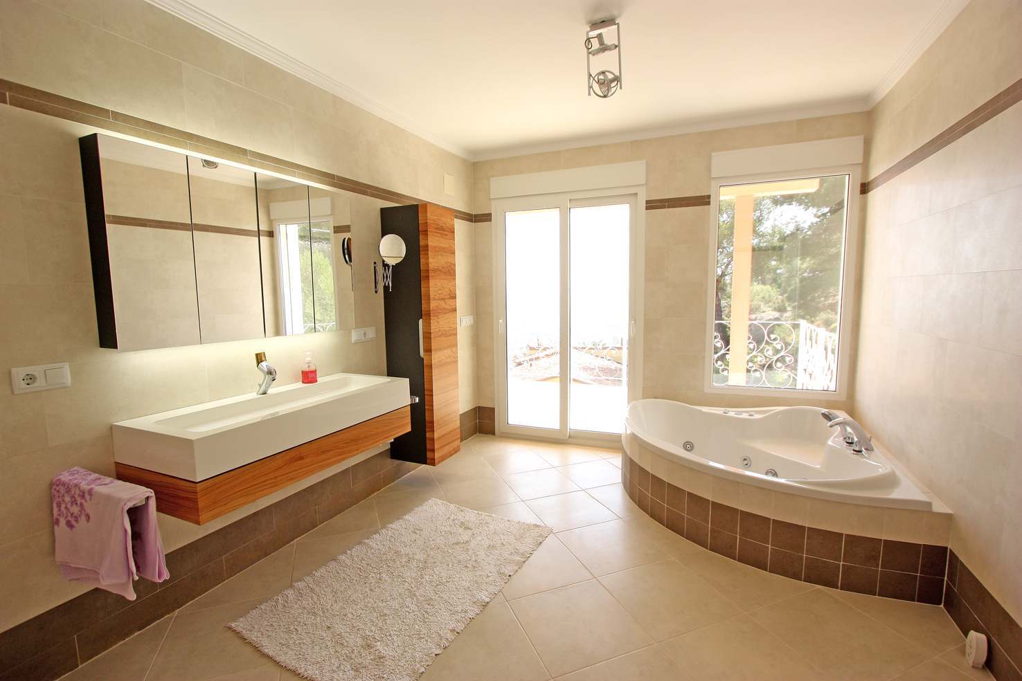 3 Bed, 4 Bath, HouseFor Sale, Calpe, Alicante