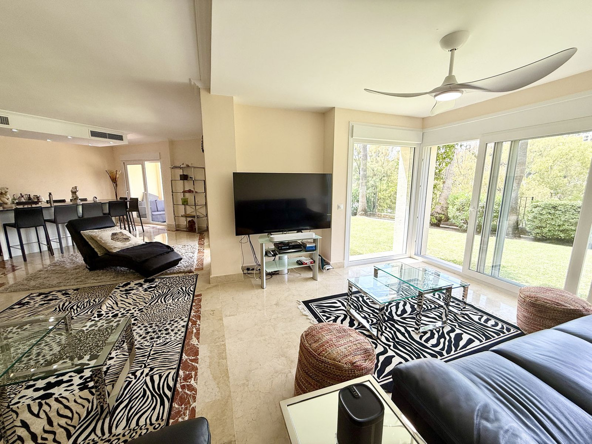 4 Bed, 3 Bath, HouseFor Sale, La Quinta, Malaga