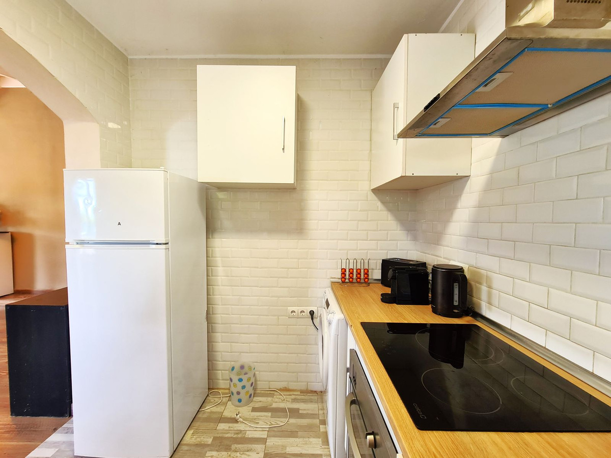 2 Bed, 1 Bath, HouseFor Sale, Estepona, Malaga