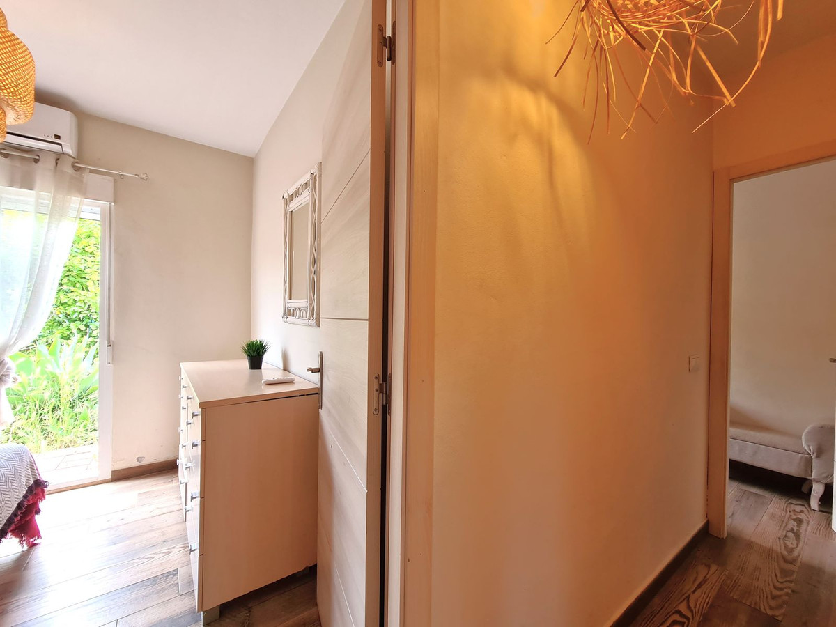 2 Bed, 1 Bath, HouseFor Sale, Estepona, Malaga