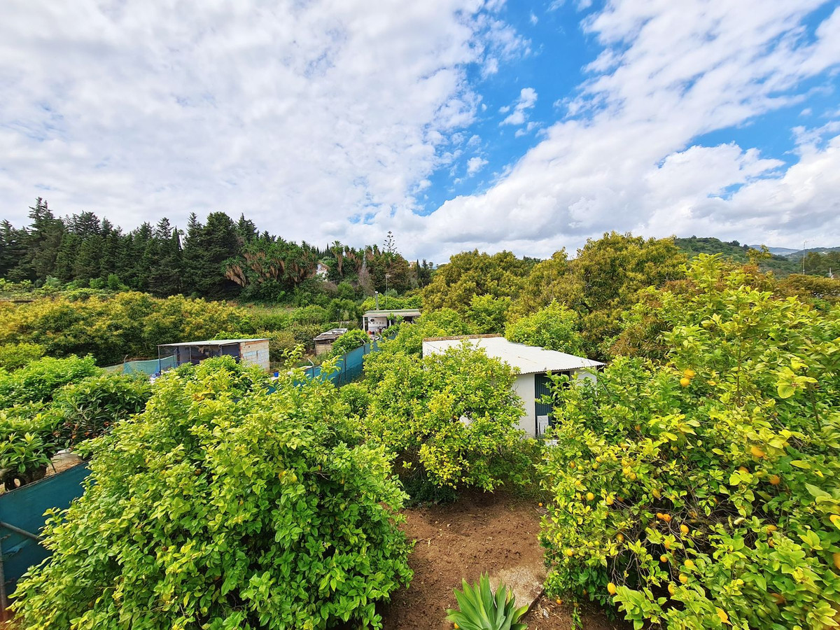 2 Bed, 1 Bath, HouseFor Sale, Estepona, Malaga