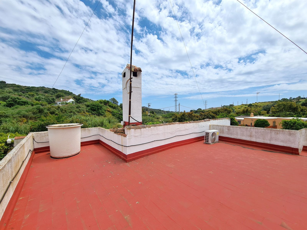2 Bed, 1 Bath, HouseFor Sale, Estepona, Malaga