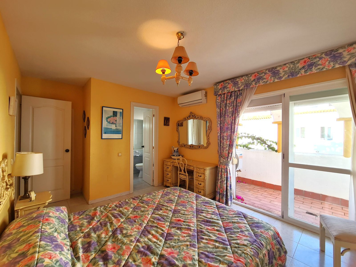 3 Bed, 3 Bath, HouseFor Sale, Casares Playa, Malaga