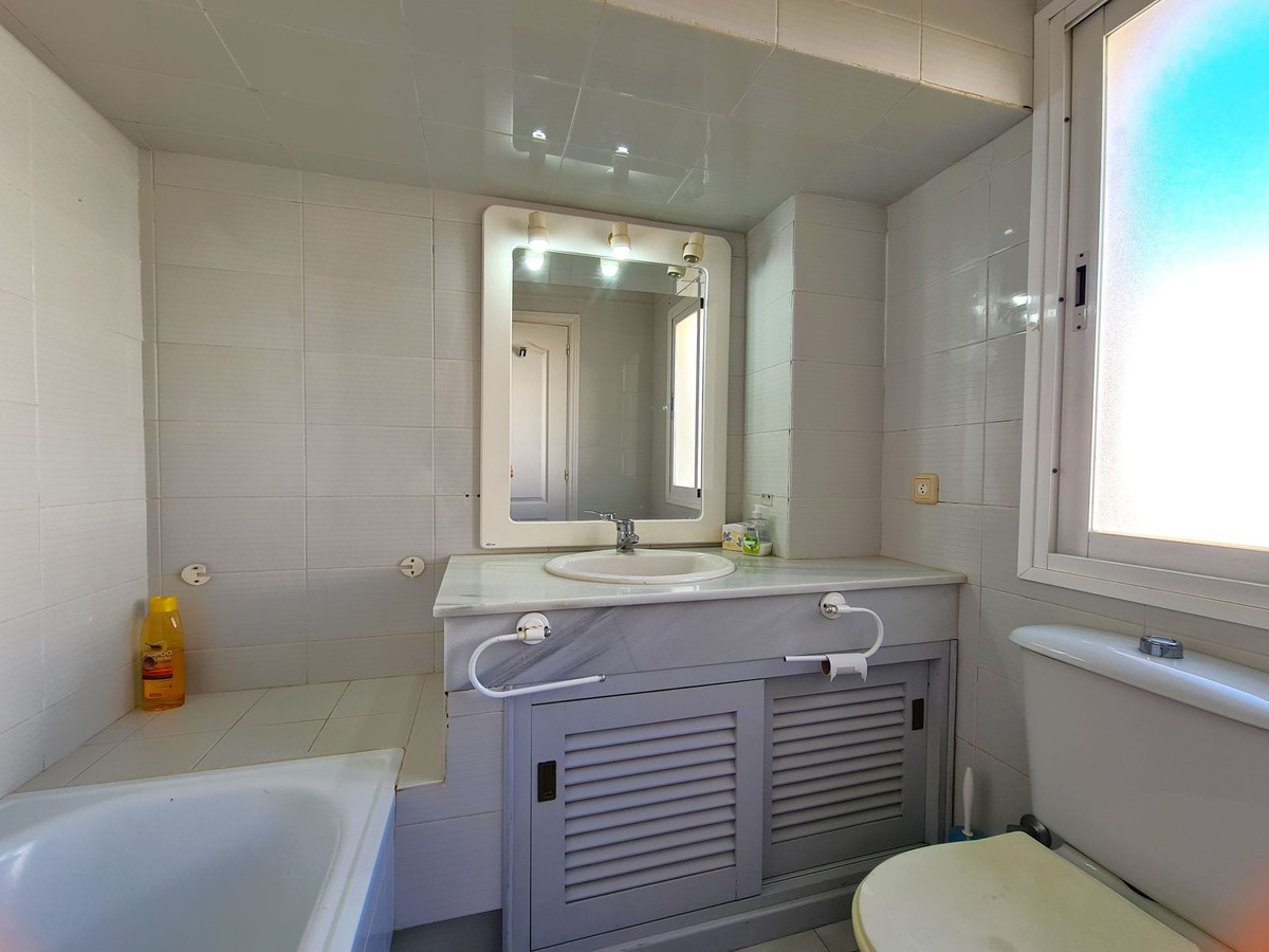 3 Bed, 3 Bath, HouseFor Sale, Casares Playa, Malaga