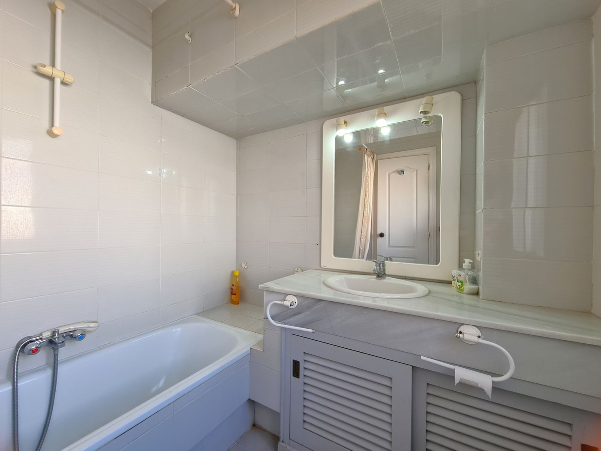 3 Bed, 3 Bath, HouseFor Sale, Casares Playa, Malaga