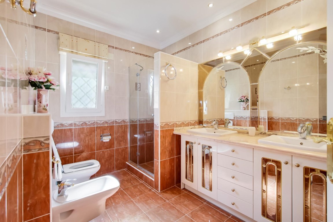 4 Bed, 3 Bath, HouseFor Sale, Moraira, Alicante