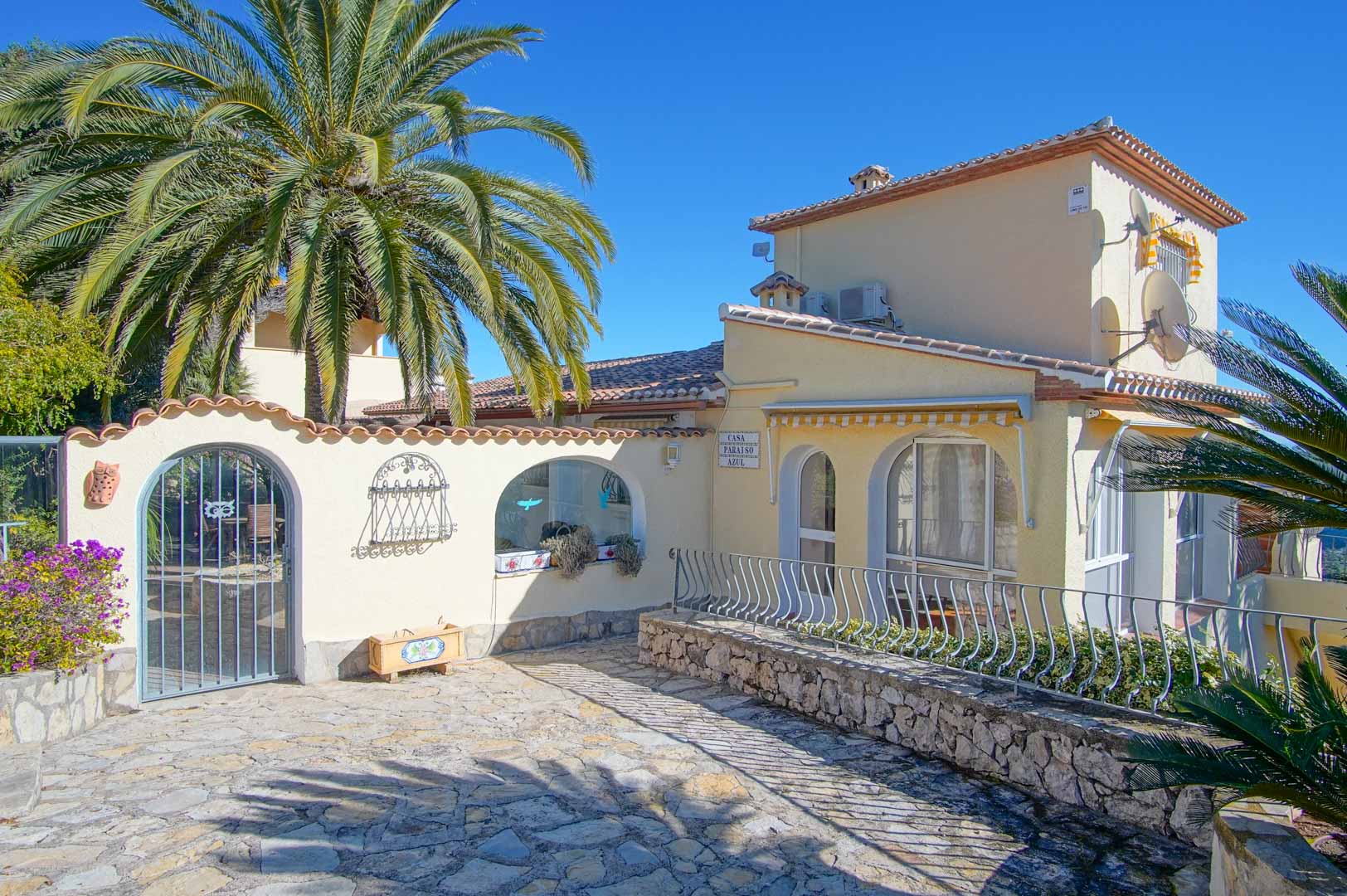5 Bed, 4 Bath, HouseFor Sale, Pego, Alicante