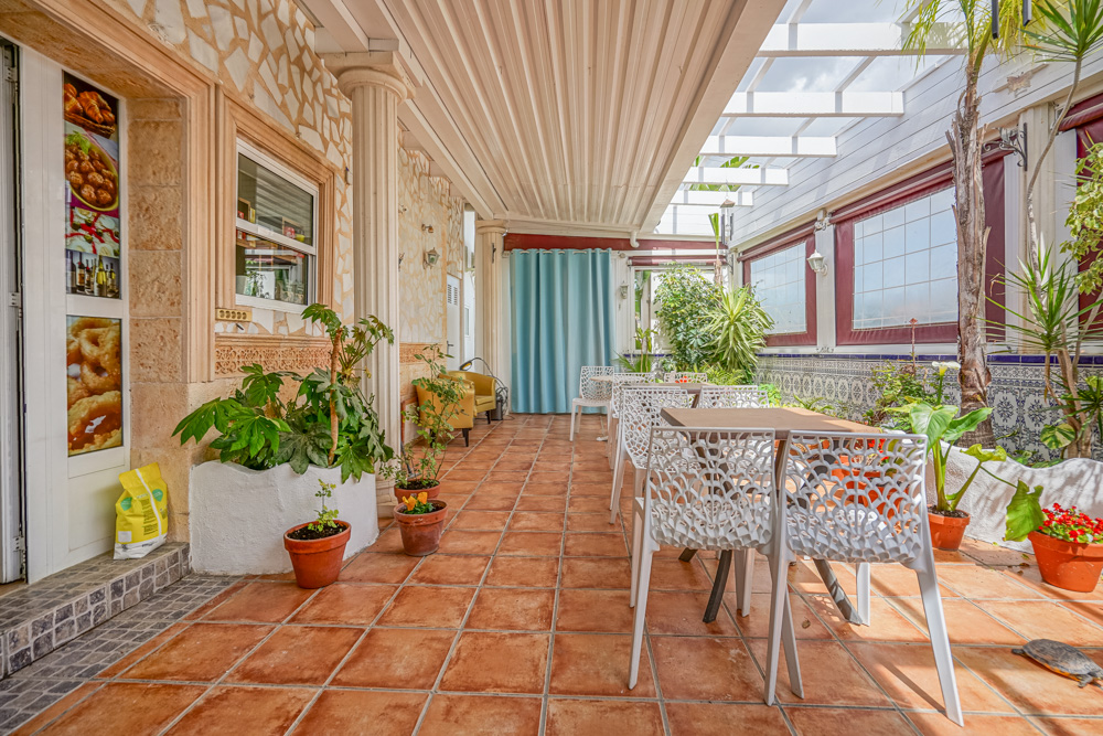 Commercial Property, For Sale