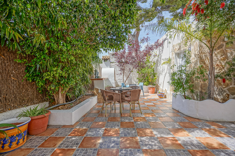 Commercial Property, For Sale