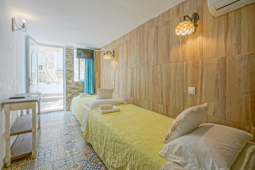 Commercial Property, For Sale