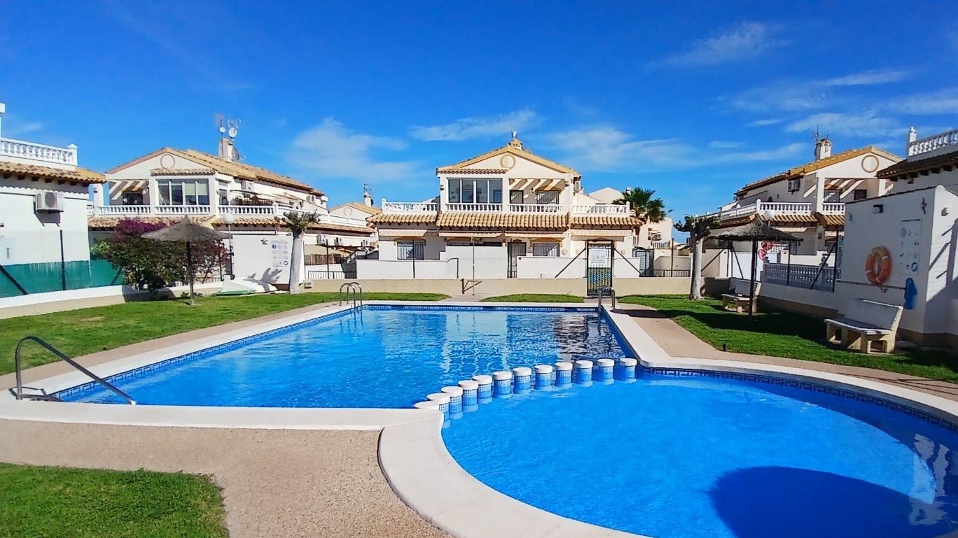 3 Bed, 2 Bath, HouseFor Sale, Orihuela Costa, Alicante