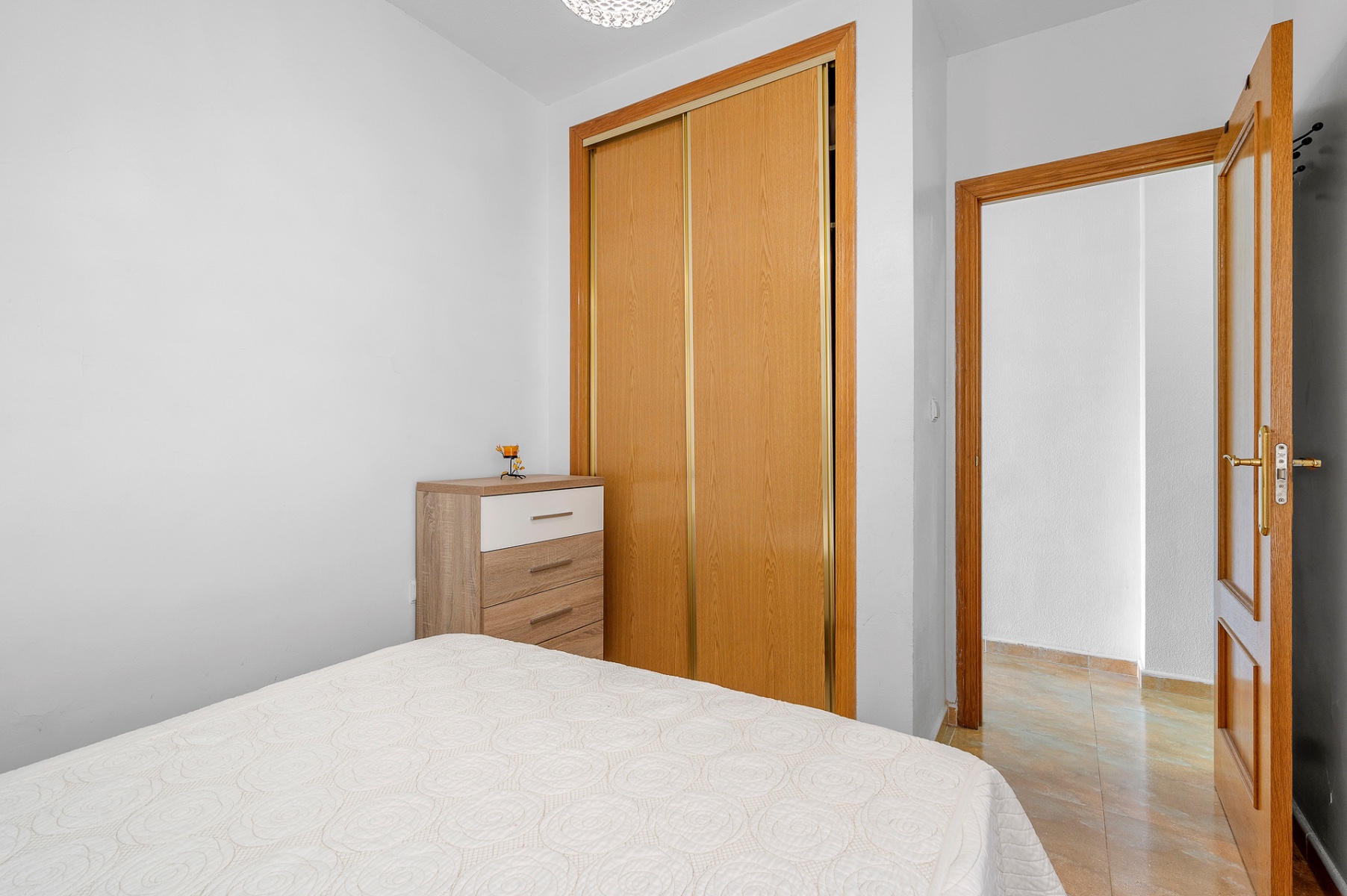 2 Bed, 1 Bath, ApartmentFor Sale, Almoradi, Alicante