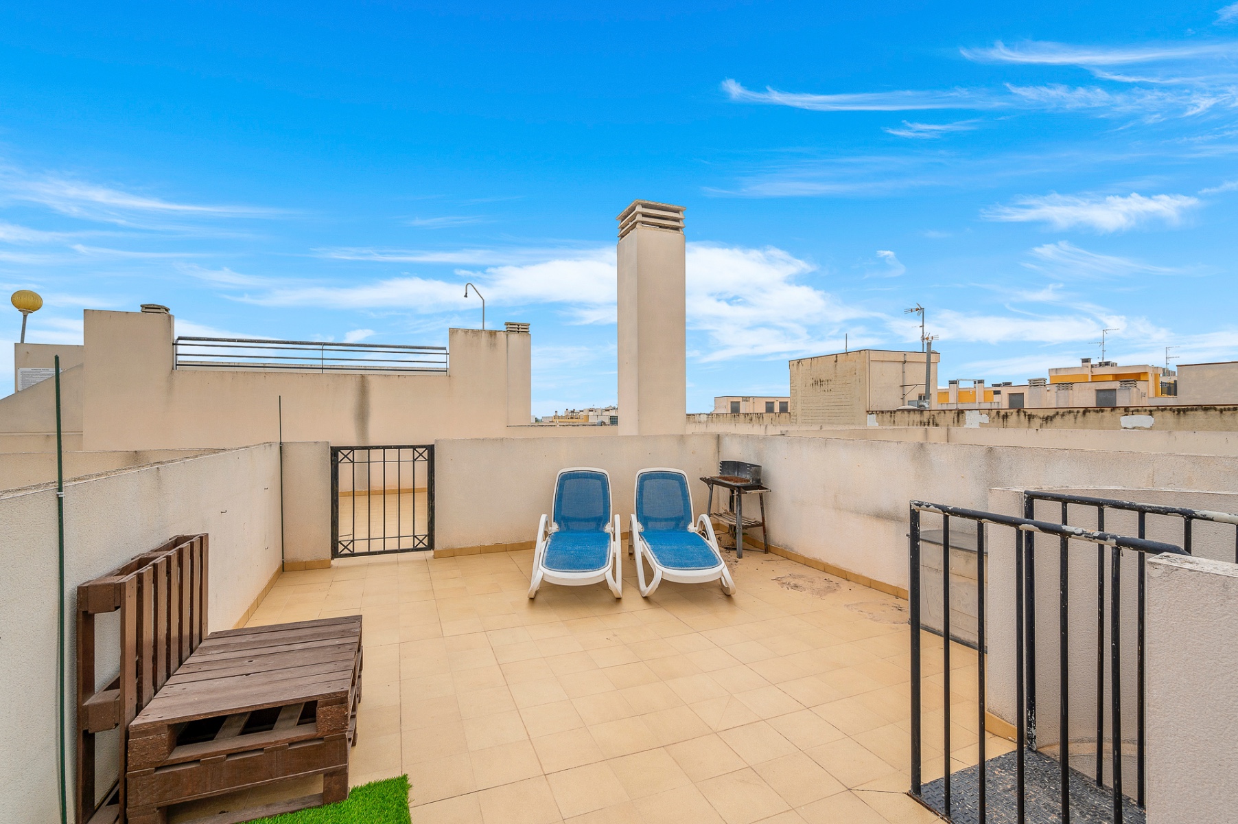 2 Bed, 1 Bath, ApartmentFor Sale, Almoradi, Alicante