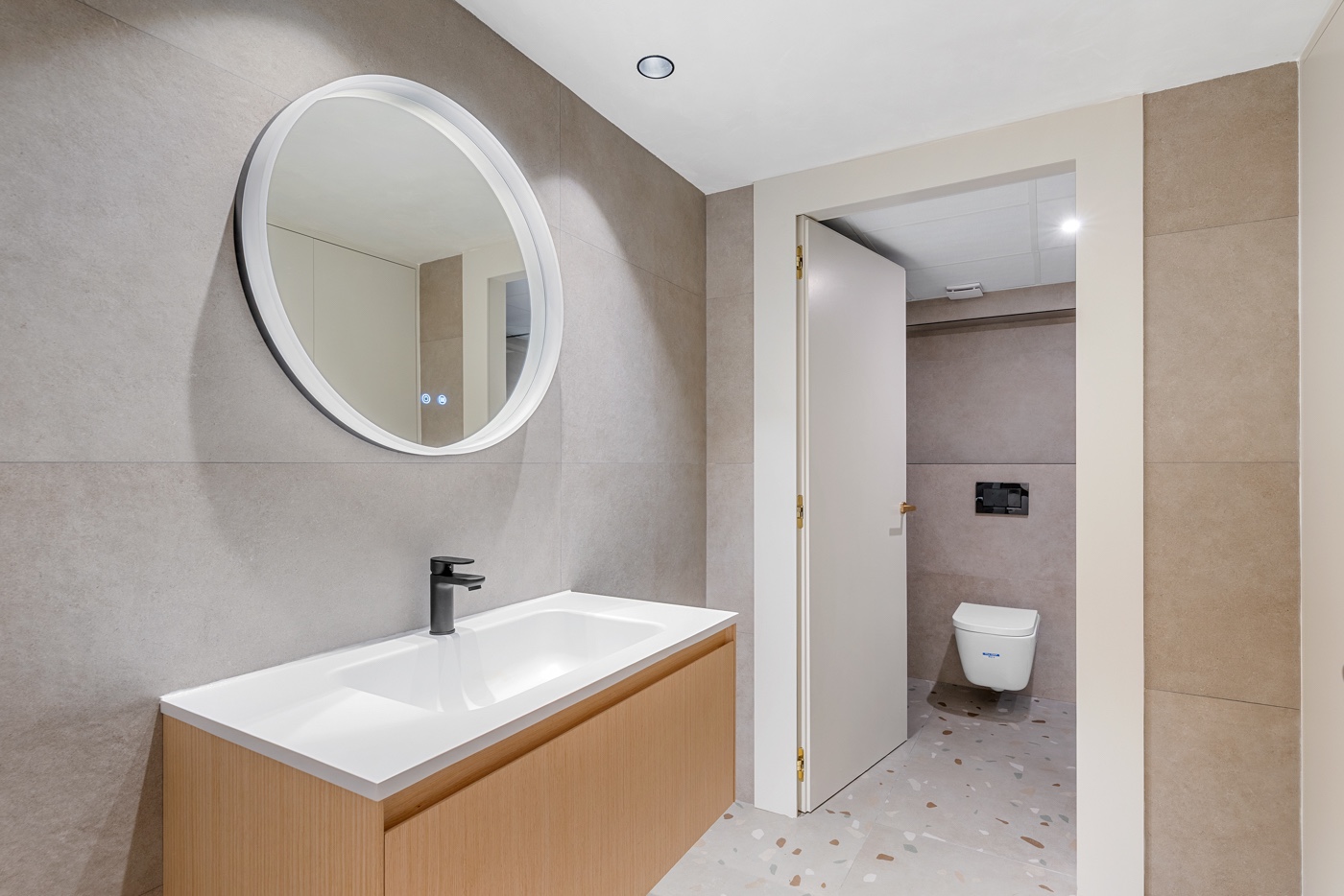 2 Bed, 1 Bath, ApartmentFor Sale, Alicante, Alicante