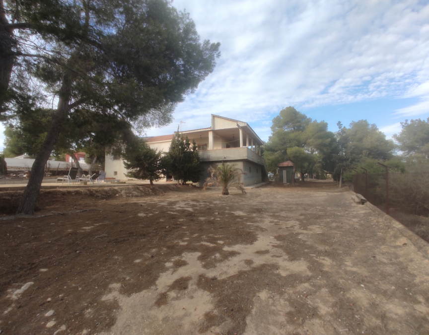 4 Bed, 2 Bath, HouseFor Sale, Almoradi, Alicante