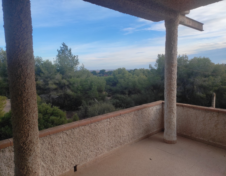 4 Bed, 2 Bath, HouseFor Sale, Almoradi, Alicante
