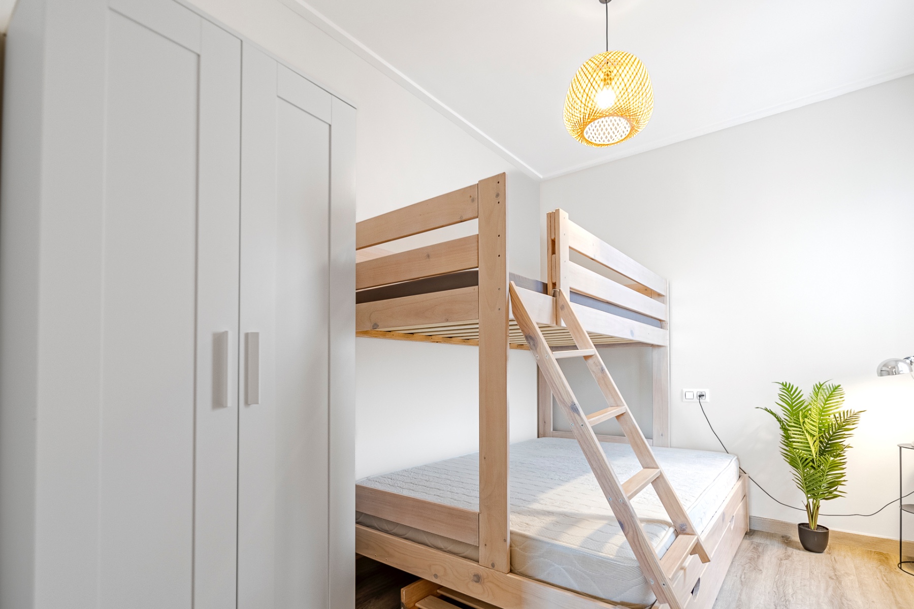 3 Bed, 2 Bath, HouseFor Sale, Los Balcones, Alicante