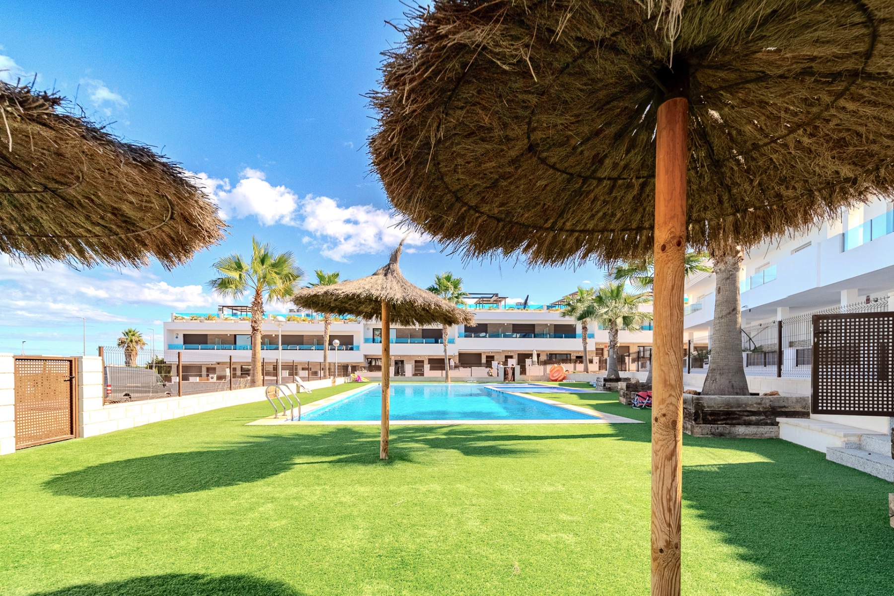 3 Bed, 2 Bath, HouseFor Sale, Los Balcones, Alicante