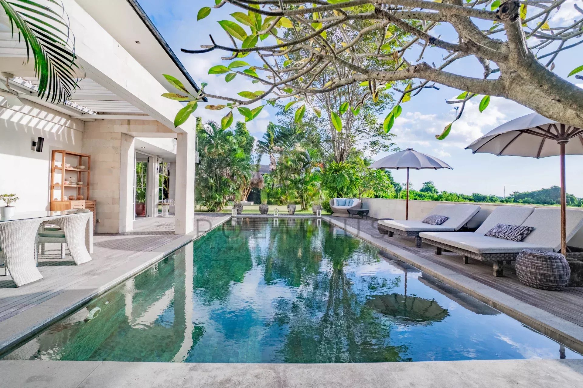 4 Bed, 4 Bath, HouseFor Sale, Badung, Bali 4 Bed, 4 Bath, HouseFor Sale, Badung, Bali