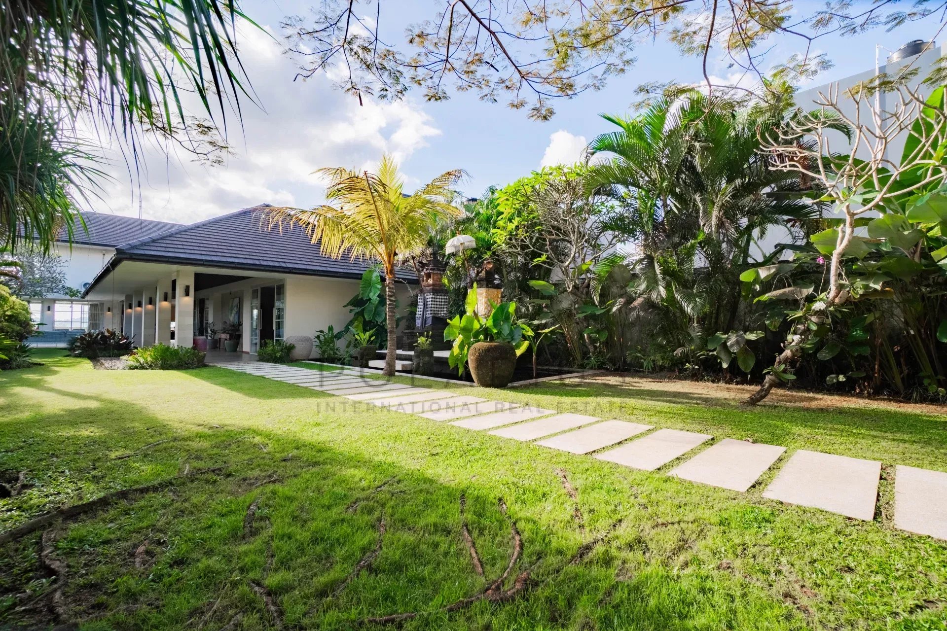 4 Bed, 4 Bath, HouseFor Sale, Badung, Bali